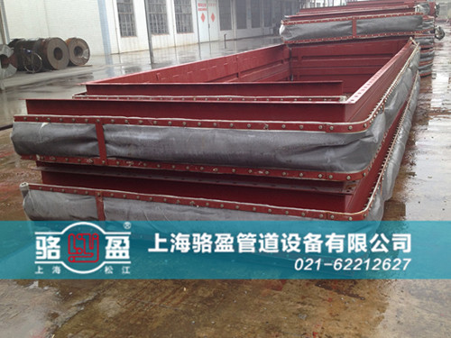 大口徑非金屬<a href=http://m.qilim.cn target=_blank class=infotextkey>補償器</a>實物圖